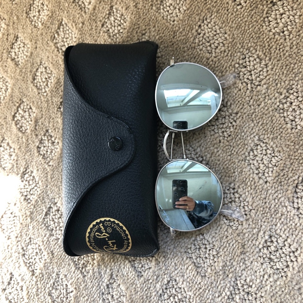 Round silver reflective raybans